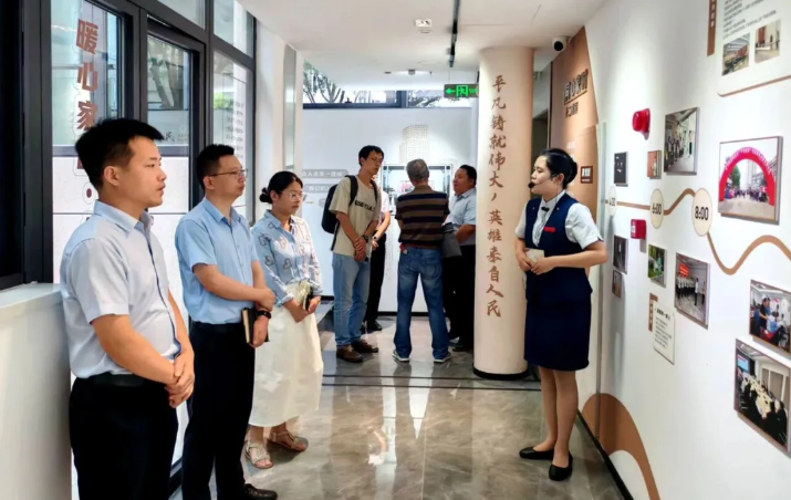 物業(yè)公司赴市級機(jī)關(guān)物業(yè)開展對標(biāo)學(xué)習(xí)